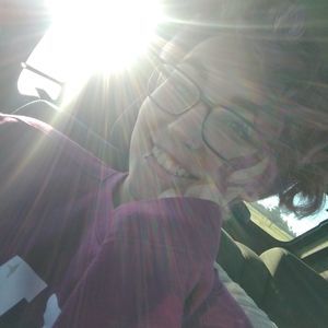 Meet your Posher, April